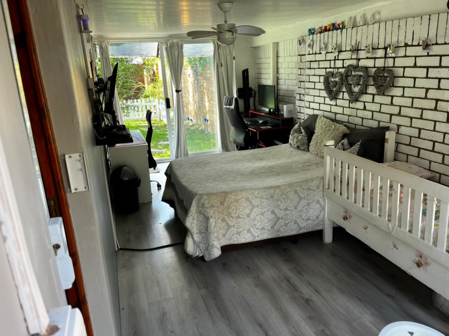 3 Bedroom Property for Sale in La Hoff North West